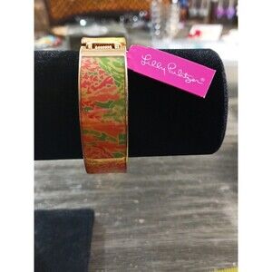 LILLY PULITZER FLORAL PHOTODOME BANGLE BRACELET PINK GREEN FLOWERS GOLD TONE NEW
